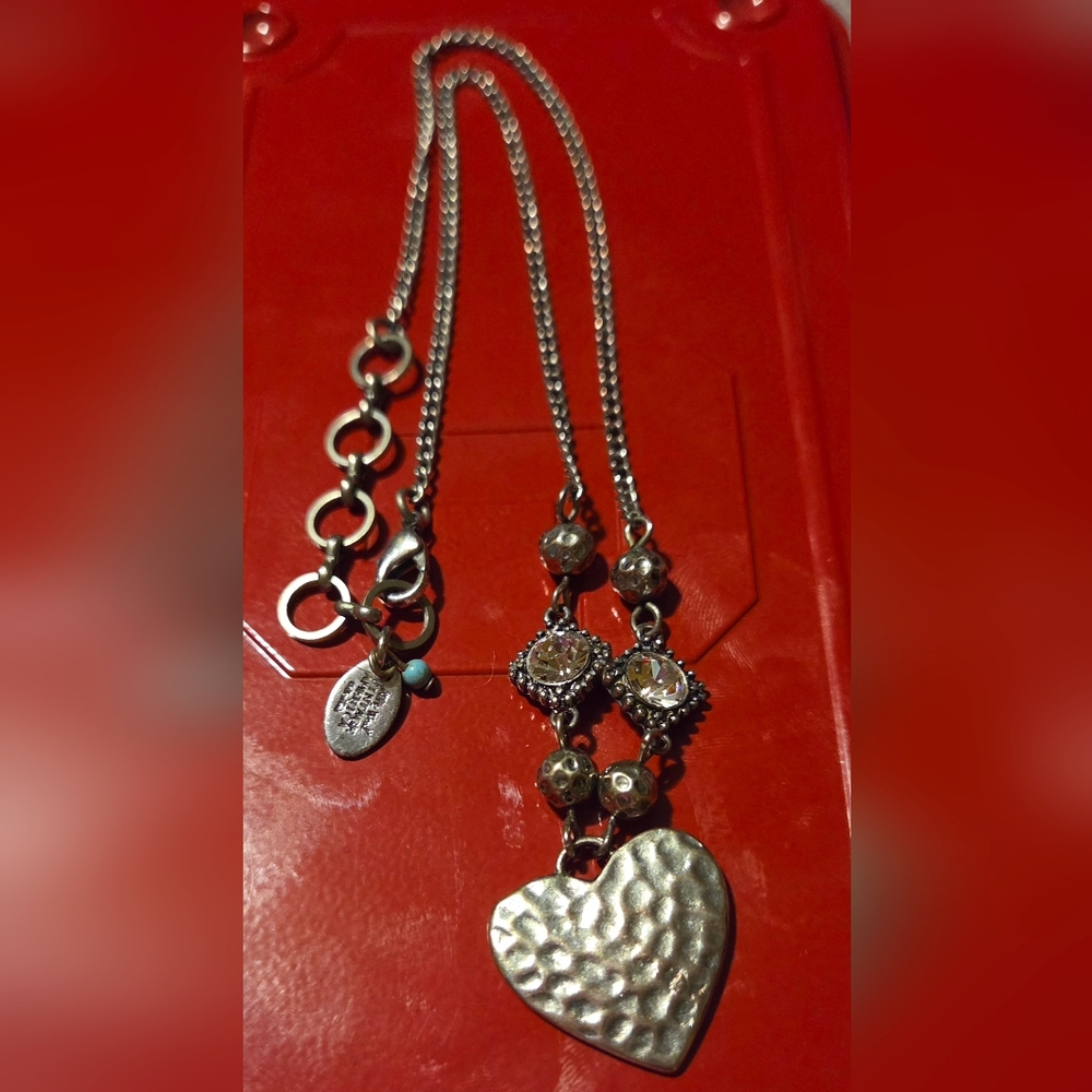 🚨2 For $20🚨Vintage America by Nine West:  Heart Necklace